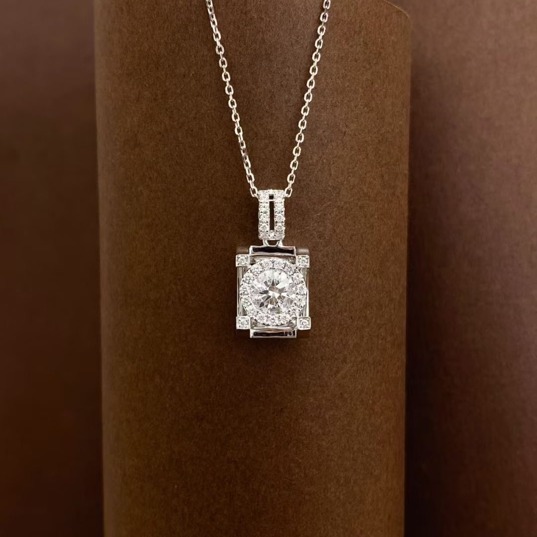 Gia Certified 14k Gold 0.68 Ctw Natural E Vs1 Round Diamond Necklace: Ref:231045159 // gold content:14k gold // main gemstone:diamond // certified:gia // shape:round // carat weight:0. 5ct // clarity grade:vs1 // color:e // treatment:natural // cut grade:vg // //