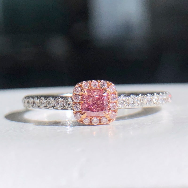 14k Gold 0.32 Ctw Natural Pink Diamond & Diamond Ring: Ref:231045160 // gold content:14k gold // ring size:7. 25us // // main gemstone:pink diamond // shape:cushion // carat weight:0. 15ct // color:pink // treatment:natural // // adjacent gemstone 2 :