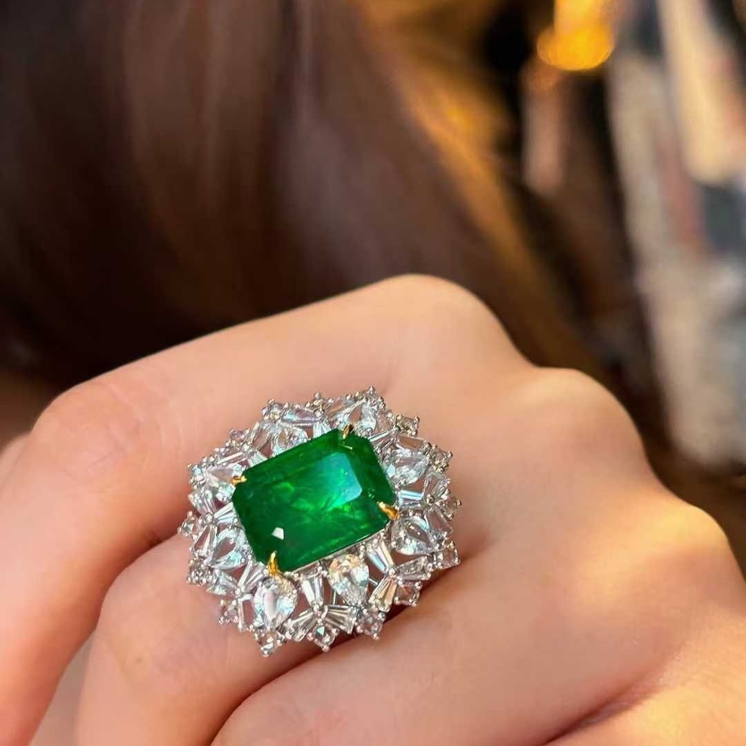 14k Gold 8.8 Ct Natural Emerald & Sapphire Ring - 5