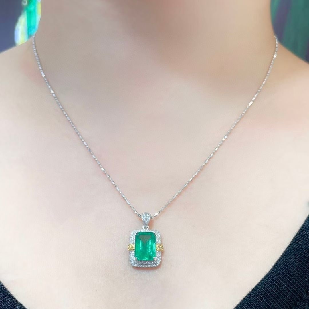 14k Gold 2.45 Ct Natural Emerald & Diamond Pendant( Without Chain ) - 2