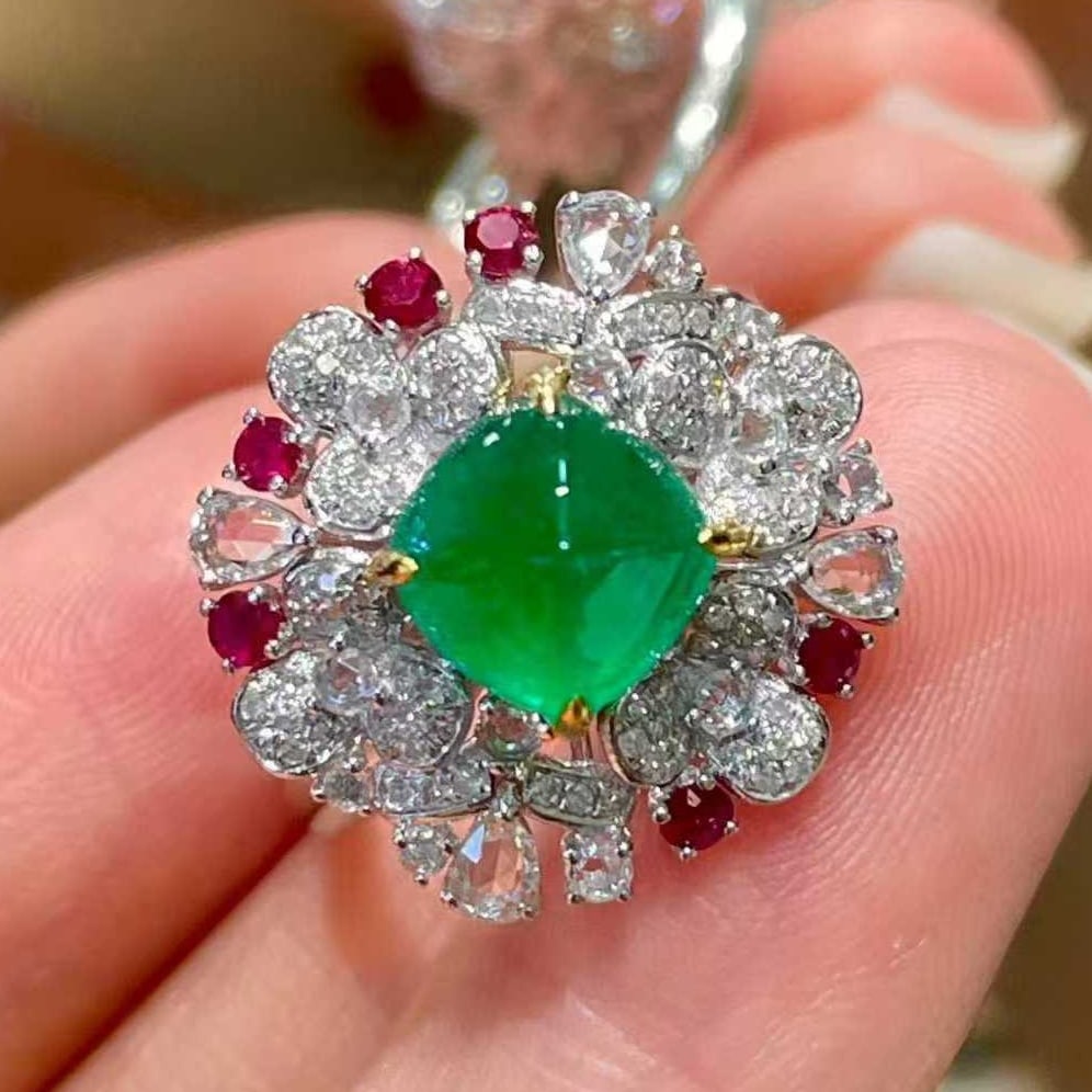 14k Gold 2.5 Ct Natural Emerald & Diamond & Coloured Gemstone Ring: Ref:231045176 // gold content:14k gold // ring size:7. 25us // // main gemstone:emerald // shape:sugar-loaf // carat weight:2. 5ct // color:green // treatment:natural // // adjacent gemstone 2 :