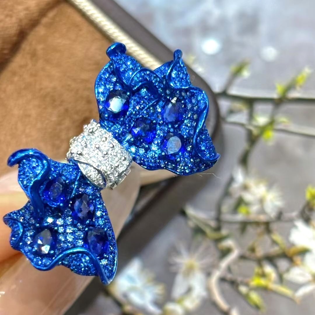 14k Gold 1 Ct Natural Sapphire & Art Deco Ring/brooch/pendant( Without Chain ): Ref:231045183 // gold content:14k gold // ring size:7. 25us // // main gemstone:sapphire // shape:oval // carat weight:1ct // color:blue // treatment:natural // Low Estimate: 5700 Condition: New High