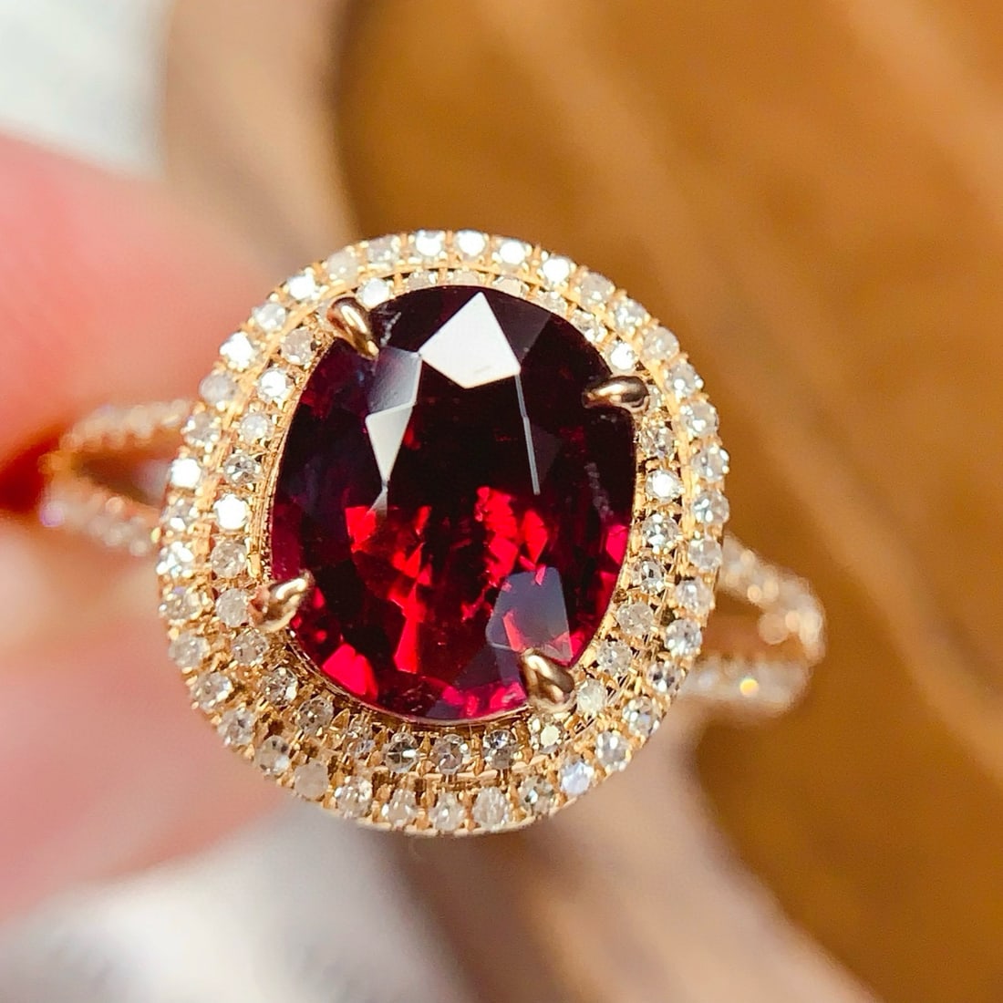 14k Gold 2.2 Ct Natural Tourmaline & Diamond Ring: Ref:231045202 // gold content:14k gold // ring size:7. 25us // // main gemstone:tourmaline // shape:oval // carat weight:2. 2ct // color:red // treatment:natural // // adjacent gemstone 2 : diamond