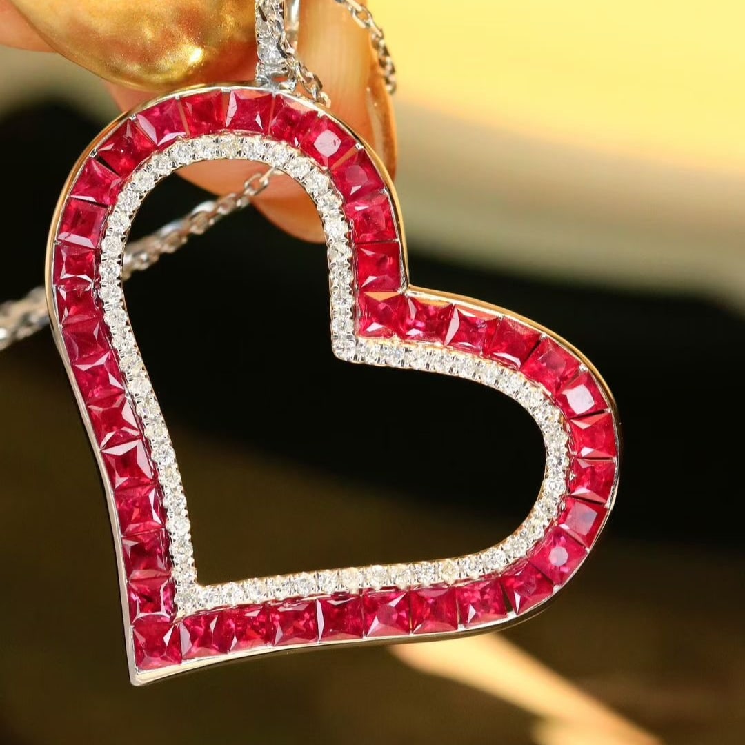14k Gold 3.2 Ctw Natural Ruby & Diamond Pendant( Without Chain ) - 4