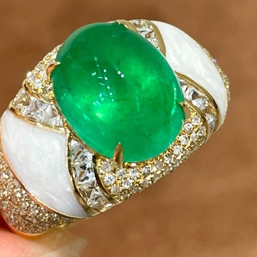 14k Gold 4.08 Ct Natural Emerald & Diamond & Sapphire & Pearl Shell Ring - 3