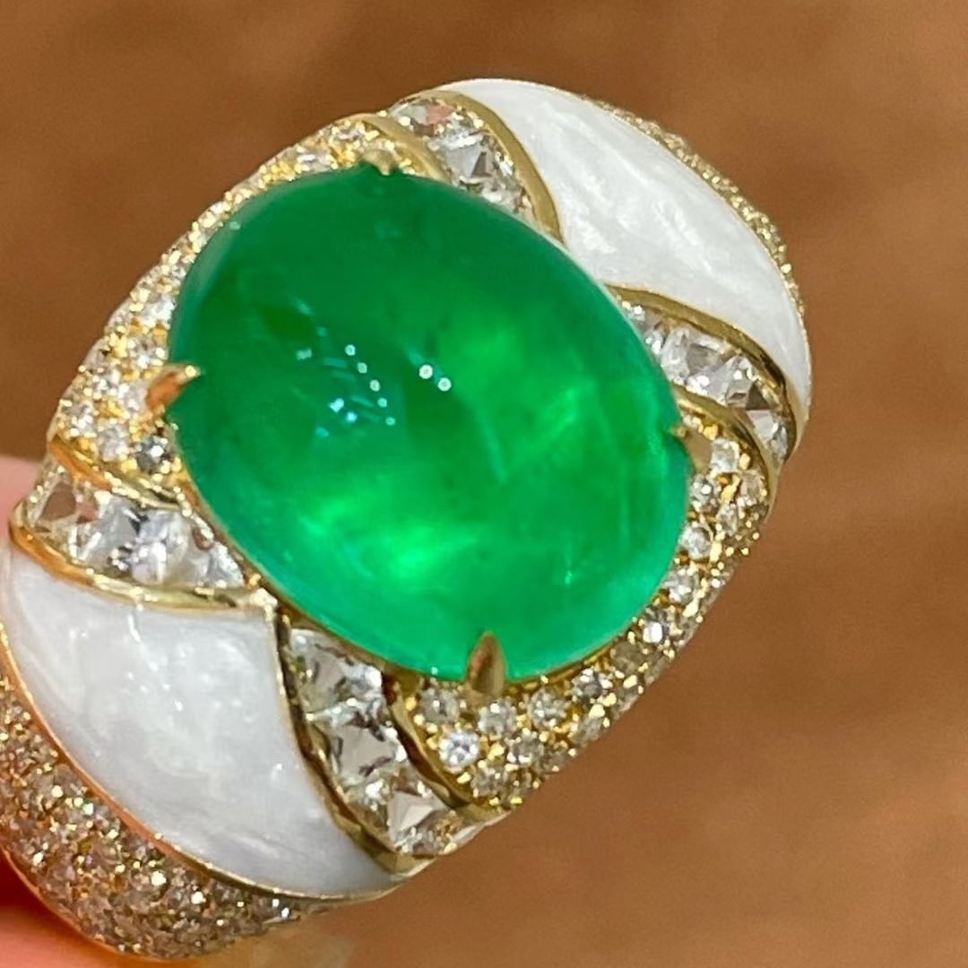 14k Gold 4.08 Ct Natural Emerald & Diamond & Sapphire & Pearl Shell Ring - 4