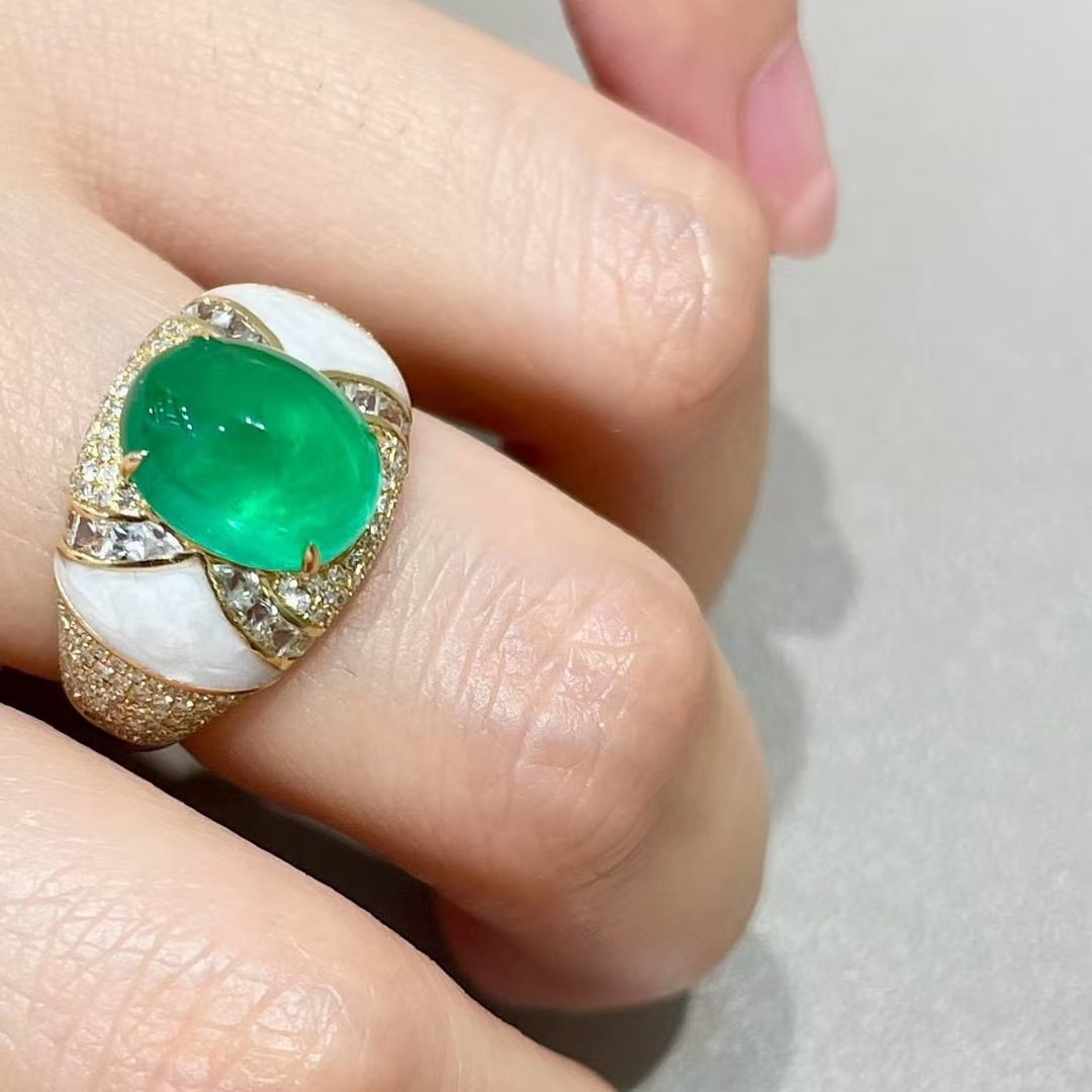 14k Gold 4.08 Ct Natural Emerald & Diamond & Sapphire & Pearl Shell Ring - 6