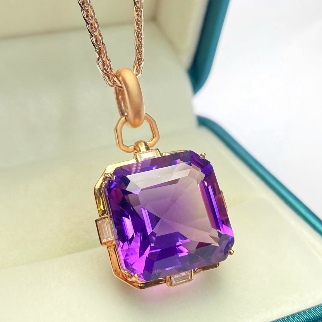 14k Gold 21.1 Ct Natural Amethyst & Diamond Pendant( Without Chain ) - 2