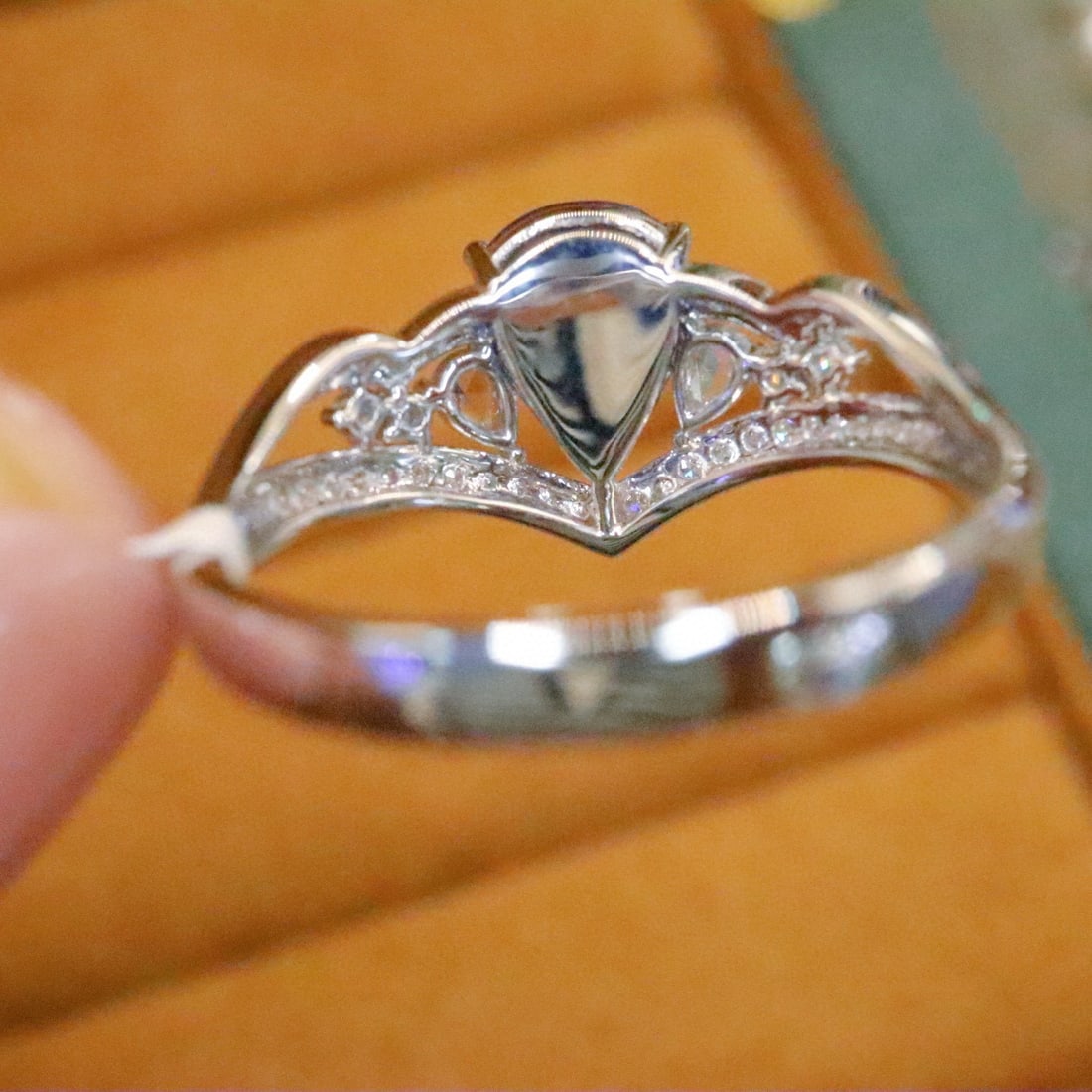 14k Gold 1.56 Ctw Natural Sapphire & Diamond Ring - 4
