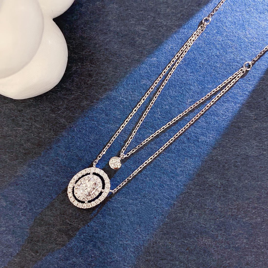 Gia Certified 14k Gold 0.54 Ctw Natural F Vs2 Oval Diamond Necklace - 4