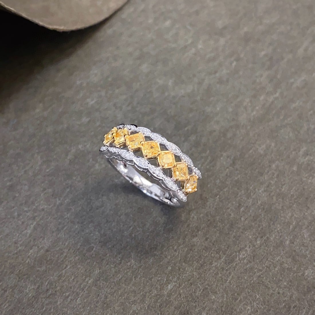 14k Gold 1.1 Ctw Natural Yellow Diamond & Diamond Ring - 3
