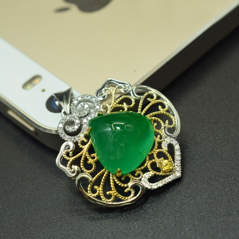 14k Gold 8.37 Ctw Natural Emerald & Diamond Pendant( Without Chain ) - 4
