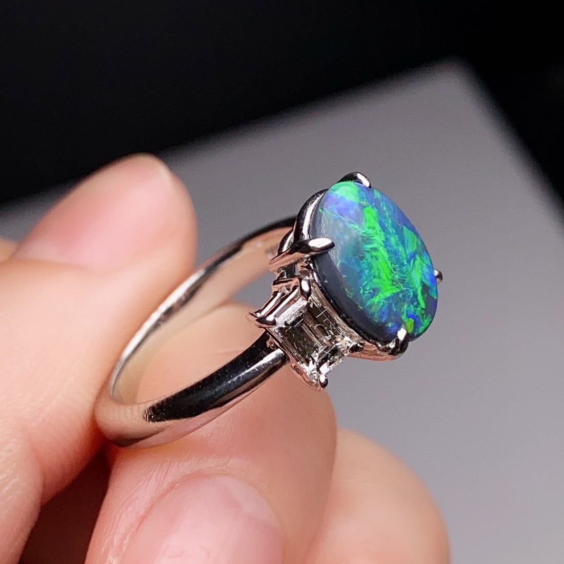 14k Gold 2.57 Ctw Natural Opal & Diamond Ring - 4