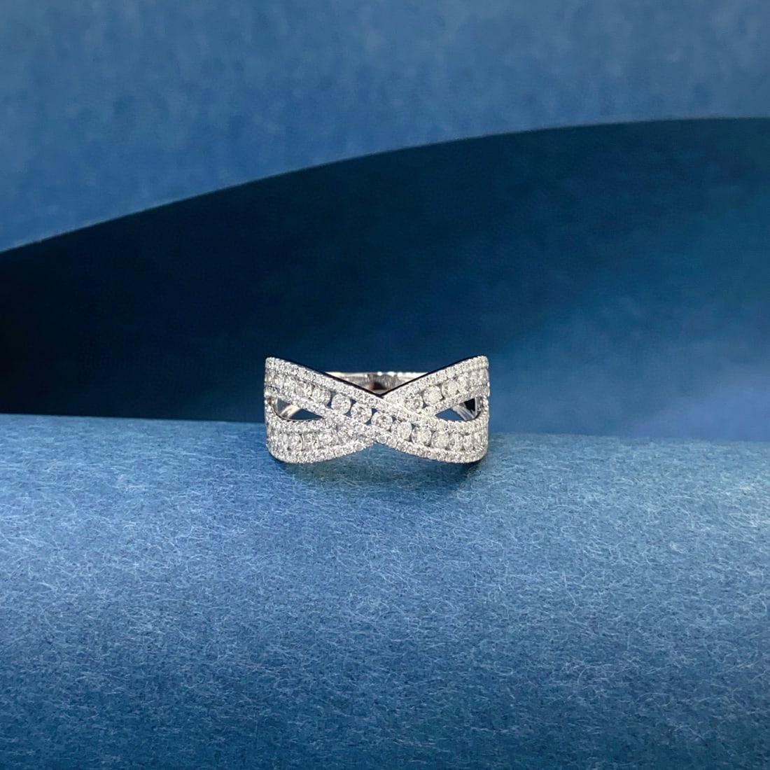 14k Gold 1.15 Ct Natural H Diamond Ring: Ref:231046064 // gold content:14k gold // ring size:7. 25us // // main gemstone:diamond // shape:round // carat weight:1. 15ct // clarity grade:vs-si // color:h // treatment:natural // cut grade:g //