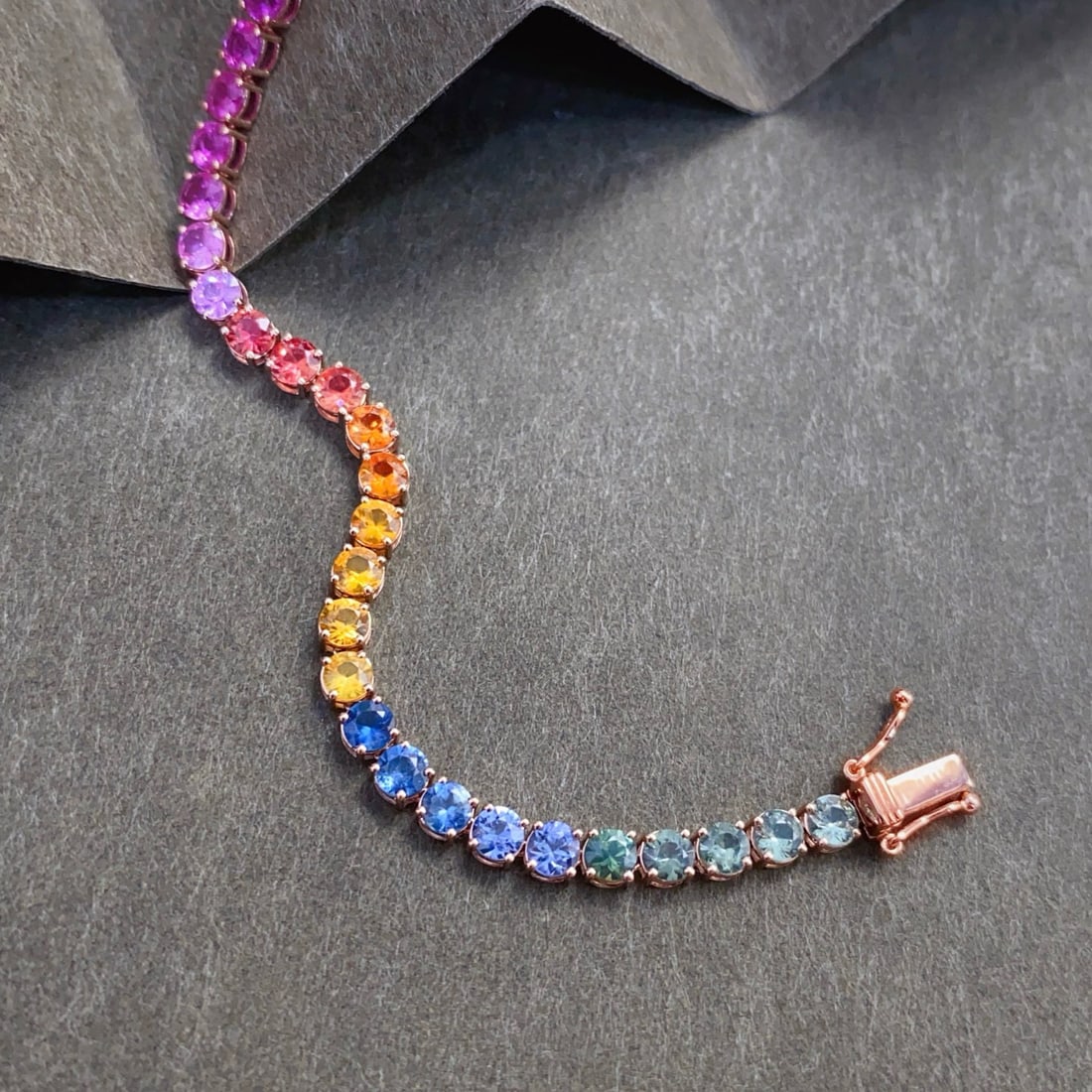 14k Gold 7.8 Ct Natural Sapphire Bracelet - 2