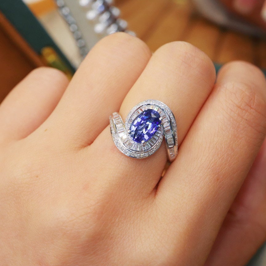 14k Gold 2.72 Ctw Natural Sapphire & Diamond Ring - 5