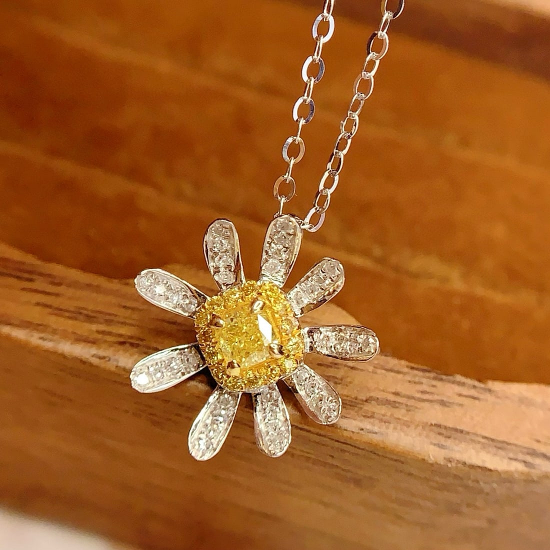 14k Gold 0.25 Ct Natural Yellow Diamond & Diamond Pendant( Without Chain ) - 2