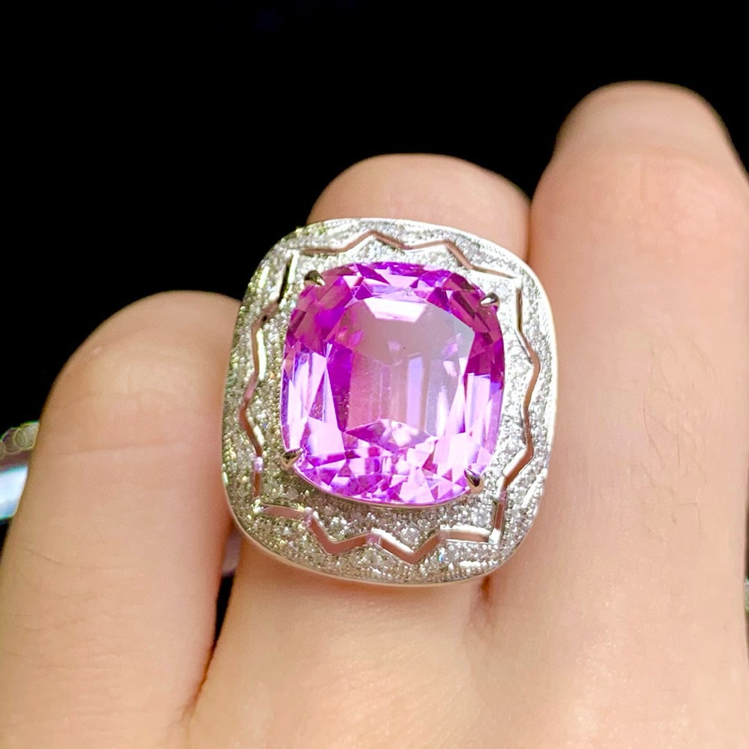 14k Gold 16.35 Ct Natural Kunzite & Diamond Ring - 3