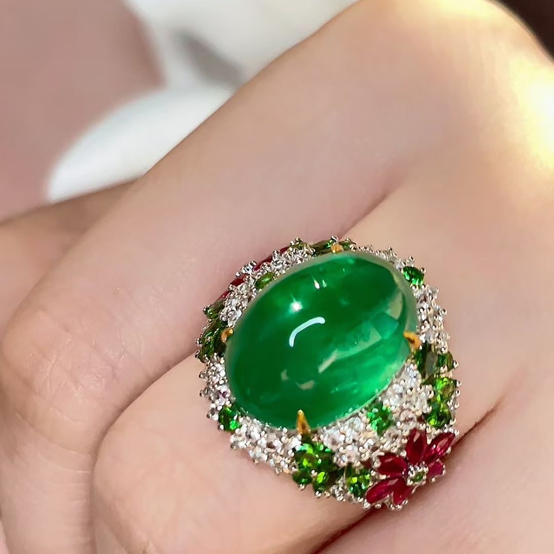 14k Gold 11 Ct Vivid Green Natural Emerald & Diamond & Tsavorite & Ruby Ring - 2