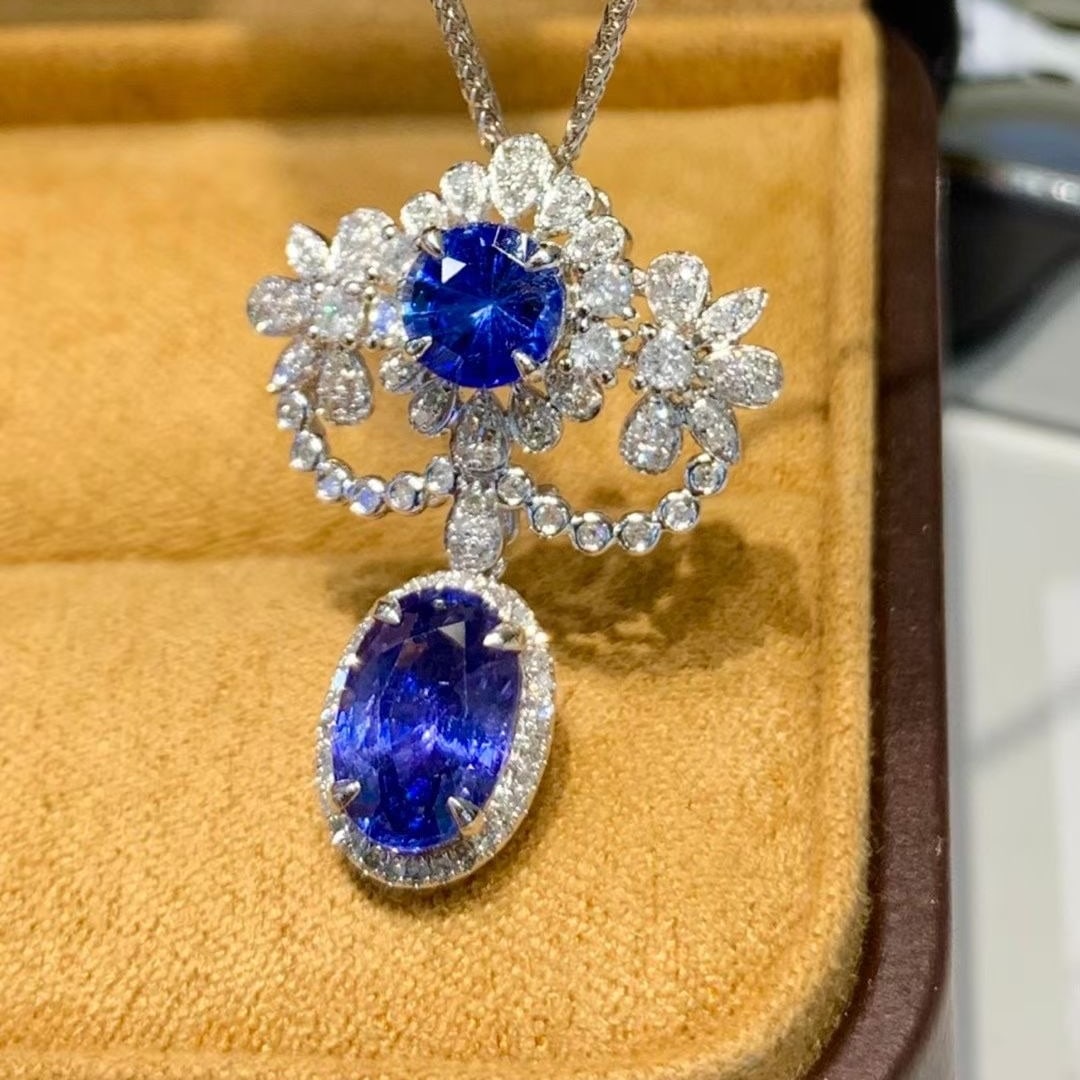 14k Gold 2.8 Ct Natural Sapphire & Diamond Pendant( Without Chain ) - 2