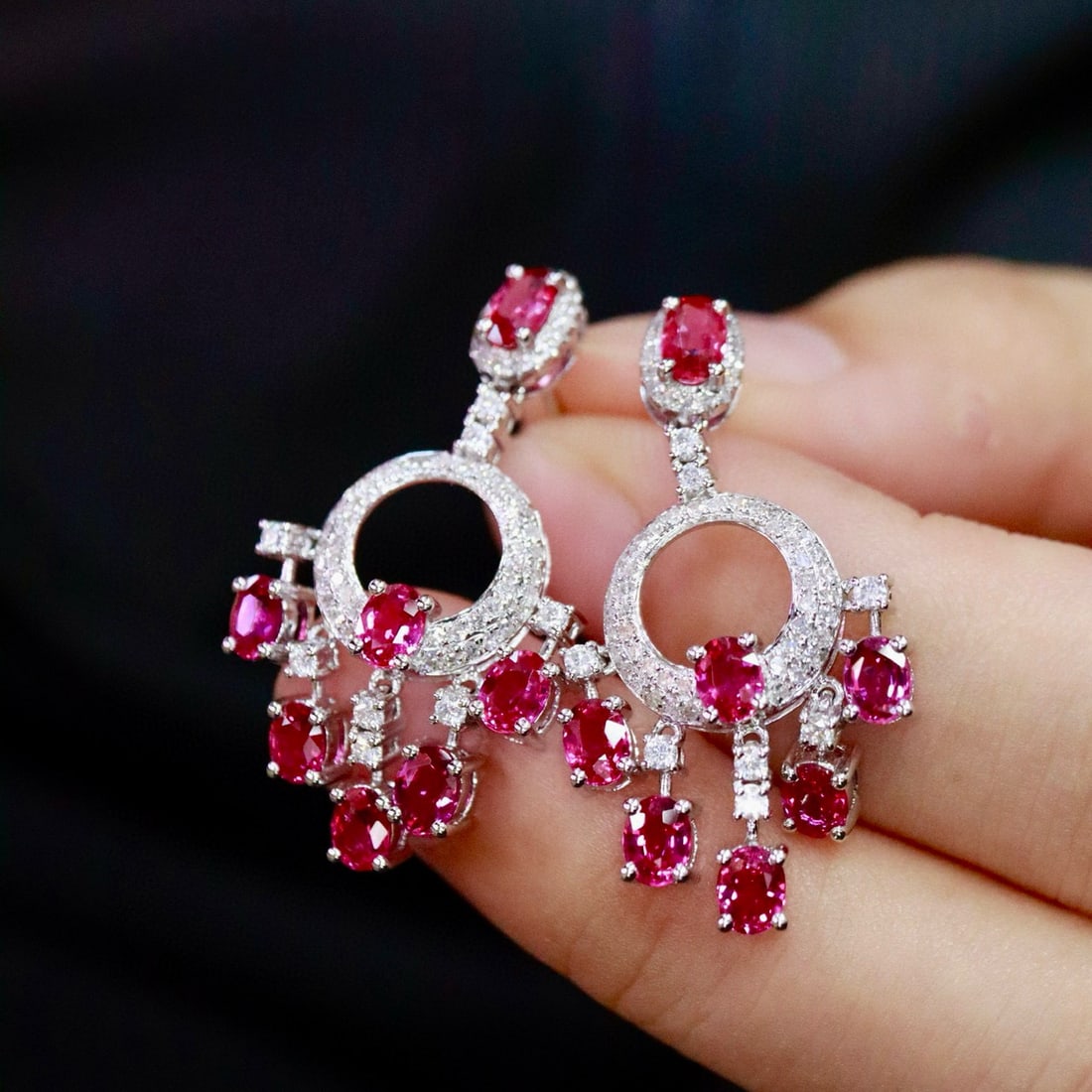 14k Gold 3.11 Ctw Natural Ruby & Diamond Earrings: Ref:231046156 // gold content:14k gold // main gemstone:ruby // shape:oval // carat weight:2. 61ct // color:red // treatment:natural // // adjacent gemstone 2 : diamond // shape:round // carat