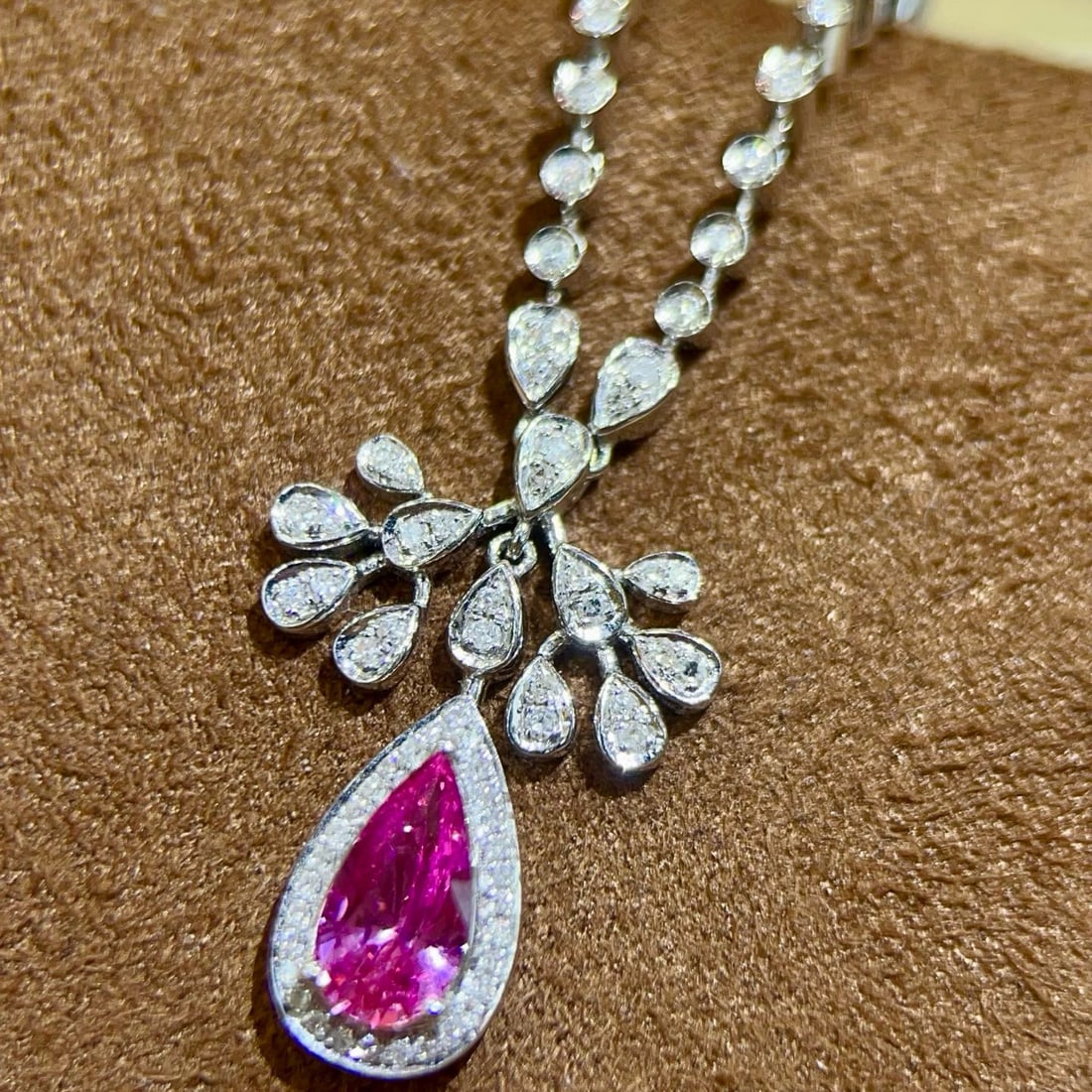 14k Gold 1.43 Ctw Natural Padparadscha Sapphire & Diamond Necklace - 5