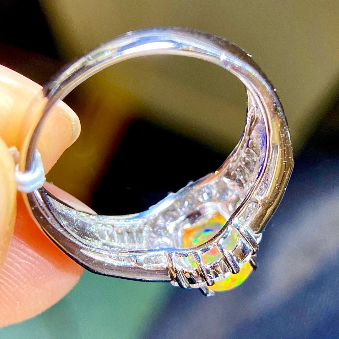 14k Gold 1.69 Ctw Natural Opal & Diamond Ring - 4