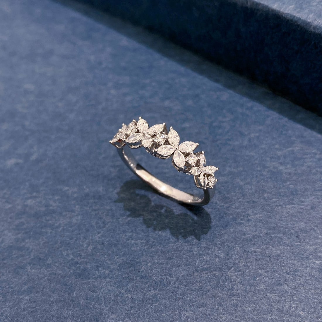14k Gold 0.7 Ct Natural H Diamond Ring: Ref:231046172 // gold content:14k gold // ring size:7. 25us // // main gemstone:diamond // shape:multiply // carat weight:0. 7ct // clarity grade:vs-si // color:h // treatment:natural // Condition: