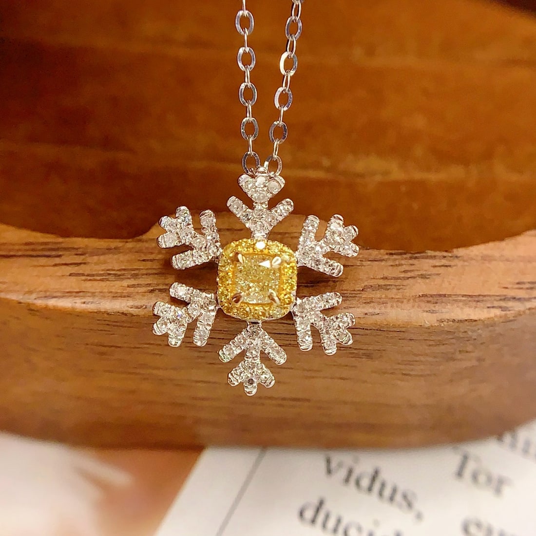 14k Gold 0.3 Ct Natural Yellow Diamond & Diamond Pendant( Without Chain ): Ref:231046173 // gold content:14k gold // main gemstone:yellow diamond // shape:cushion // carat weight:0. 3ct // color:yellow // treatment:natural // // adjacent gemstone 2 : diamond // number of