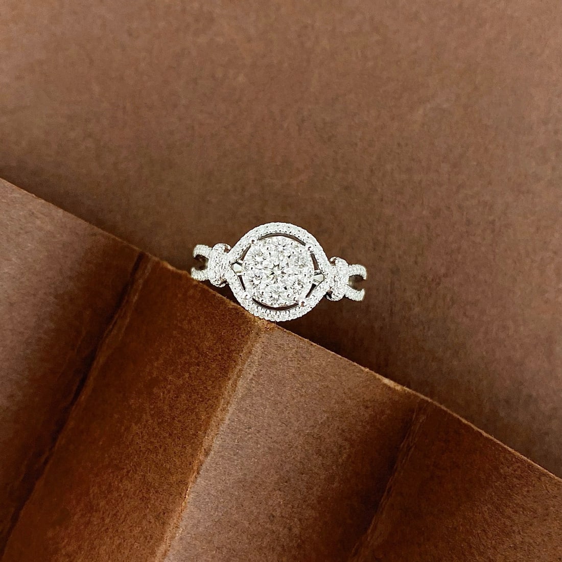 14k Gold 0.7 Ct Natural H Diamond Ring: Ref:231046176 // gold content:14k gold // ring size:7. 25us // // main gemstone:diamond // shape:round // carat weight:0. 7ct // clarity grade:vs-si // color:h // treatment:natural // cut grade:g //