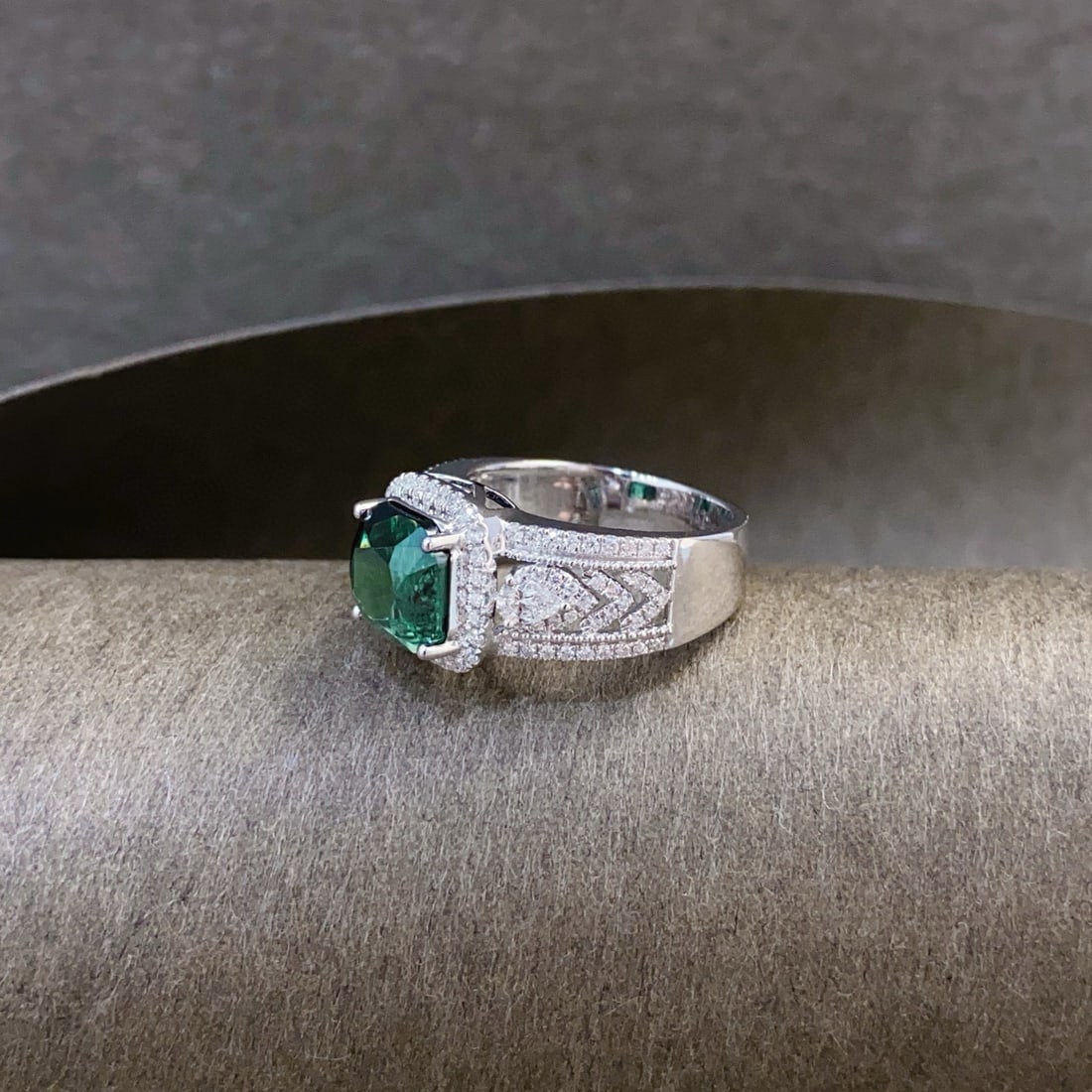 14k Gold 5.35 Ctw Natural Tourmaline & Diamond Ring - 6