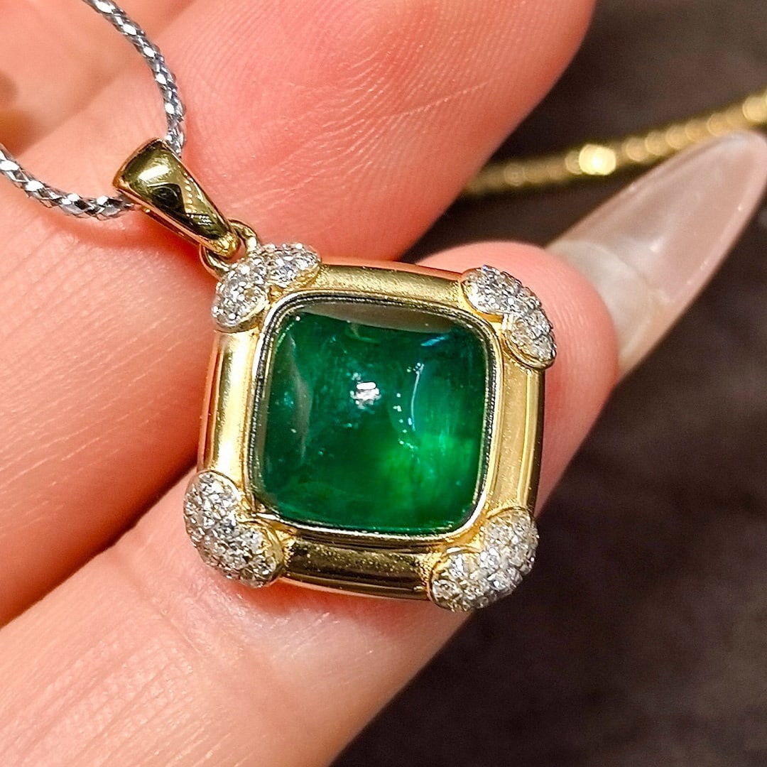 14k Gold 3.54 Ctw Vivid Green Natural Emerald & Diamond Pendant( Without Chain ) - 2