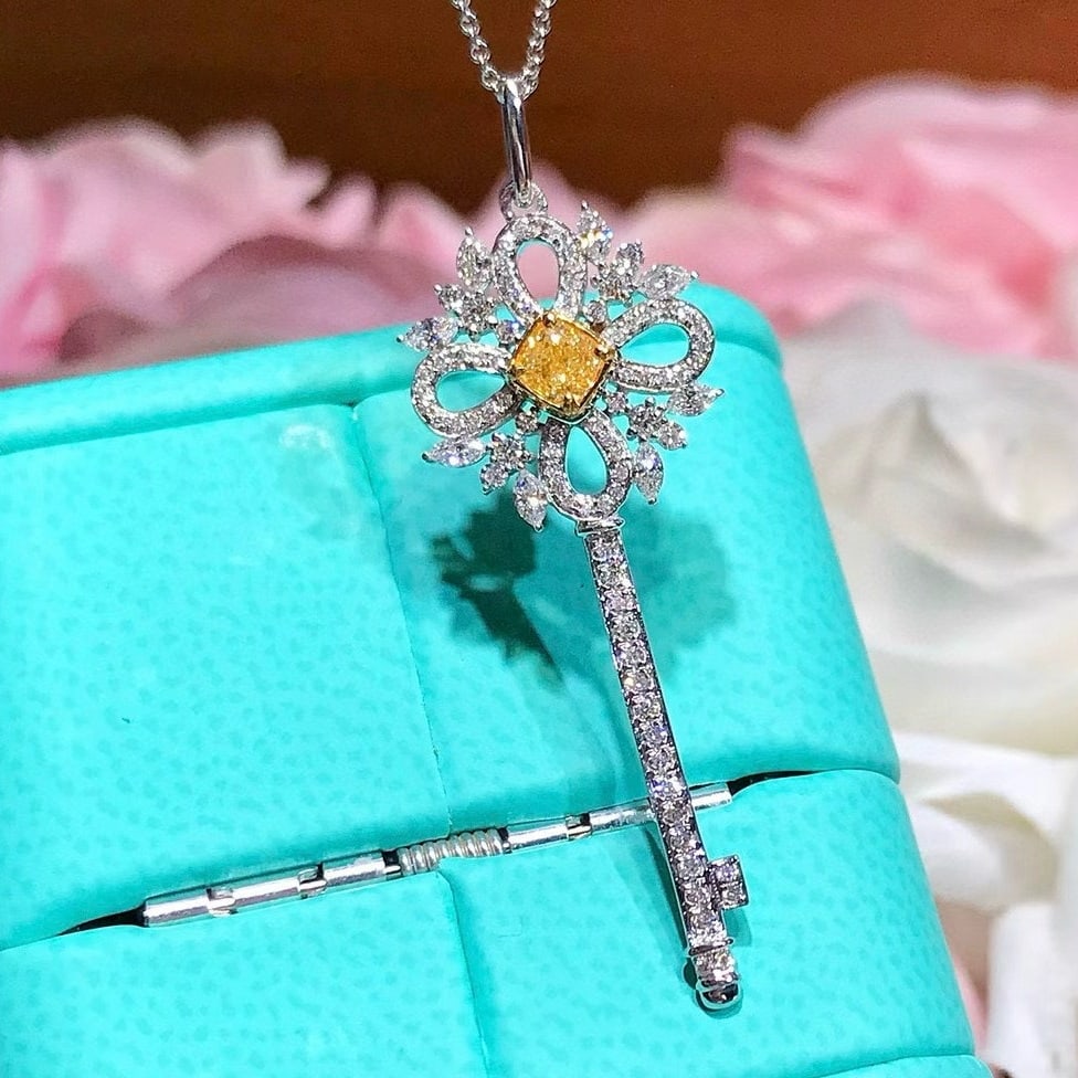 14k Gold 0.88 Ctw Natural Yellow Diamond & Diamond Necklace - 4