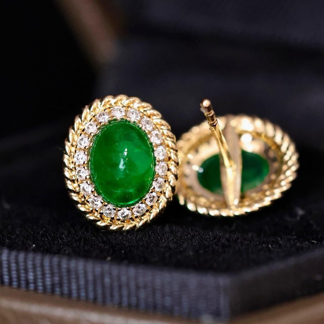 14k Gold 1.46 Ctw Vivid Green Natural Emerald & Diamond Earrings - 2