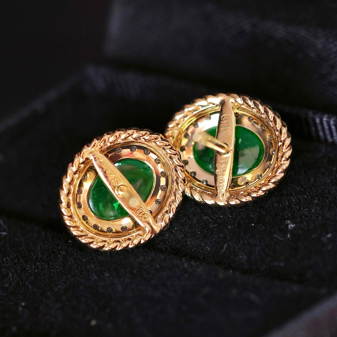 14k Gold 1.46 Ctw Vivid Green Natural Emerald & Diamond Earrings - 4