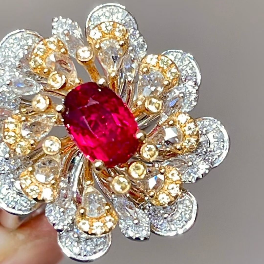 14k Gold 1.88 Ctw Natural Ruby & Diamond Ring - 2