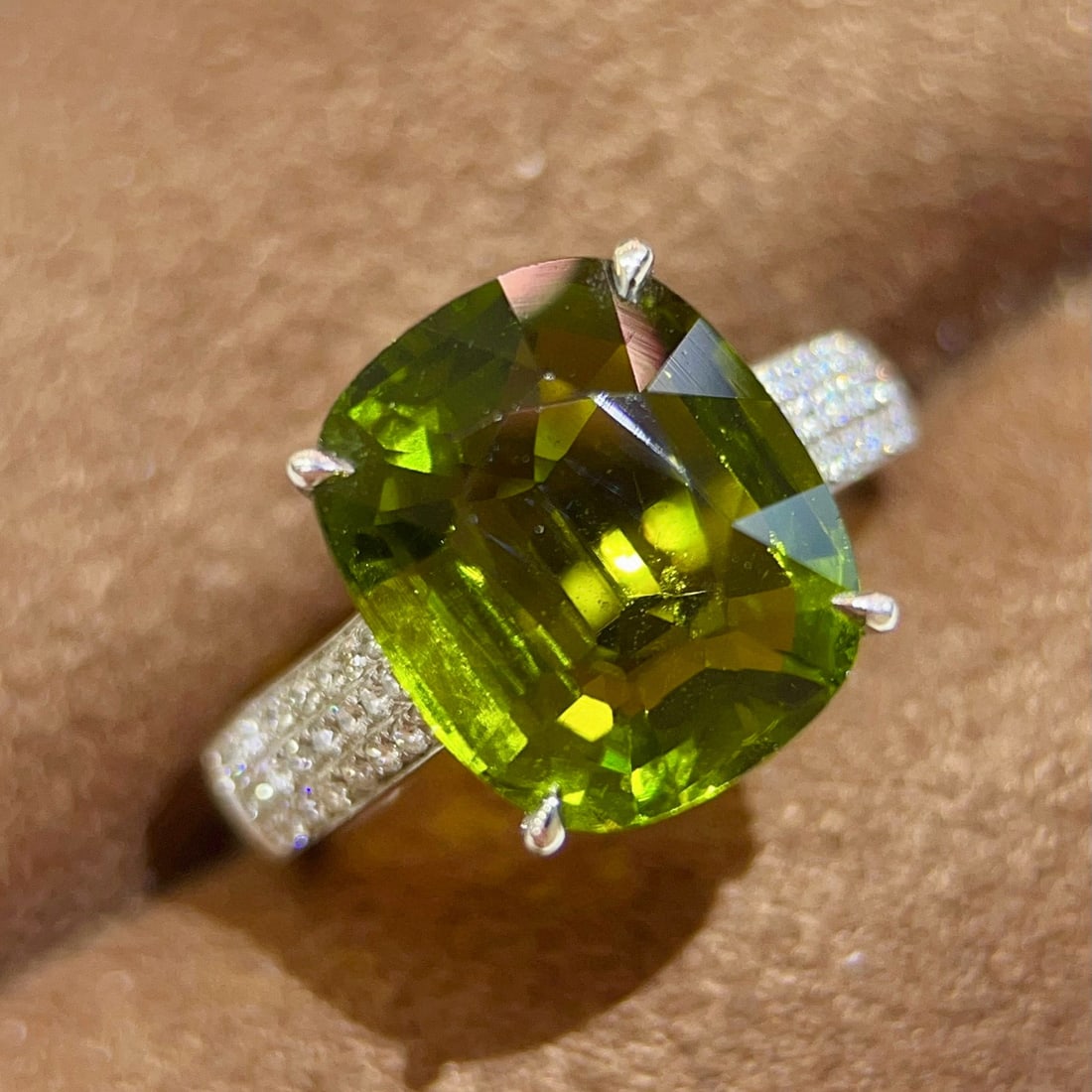 14k Gold 6.80 Ctw Natural Tourmaline & Diamond Ring: Ref:231046256 // gold content:14k gold // ring size:7. 25us // // main gemstone:tourmaline // shape:cushion // carat weight:6. 60ct // color:green // treatment:natural // // adjacent gemstone 2 :