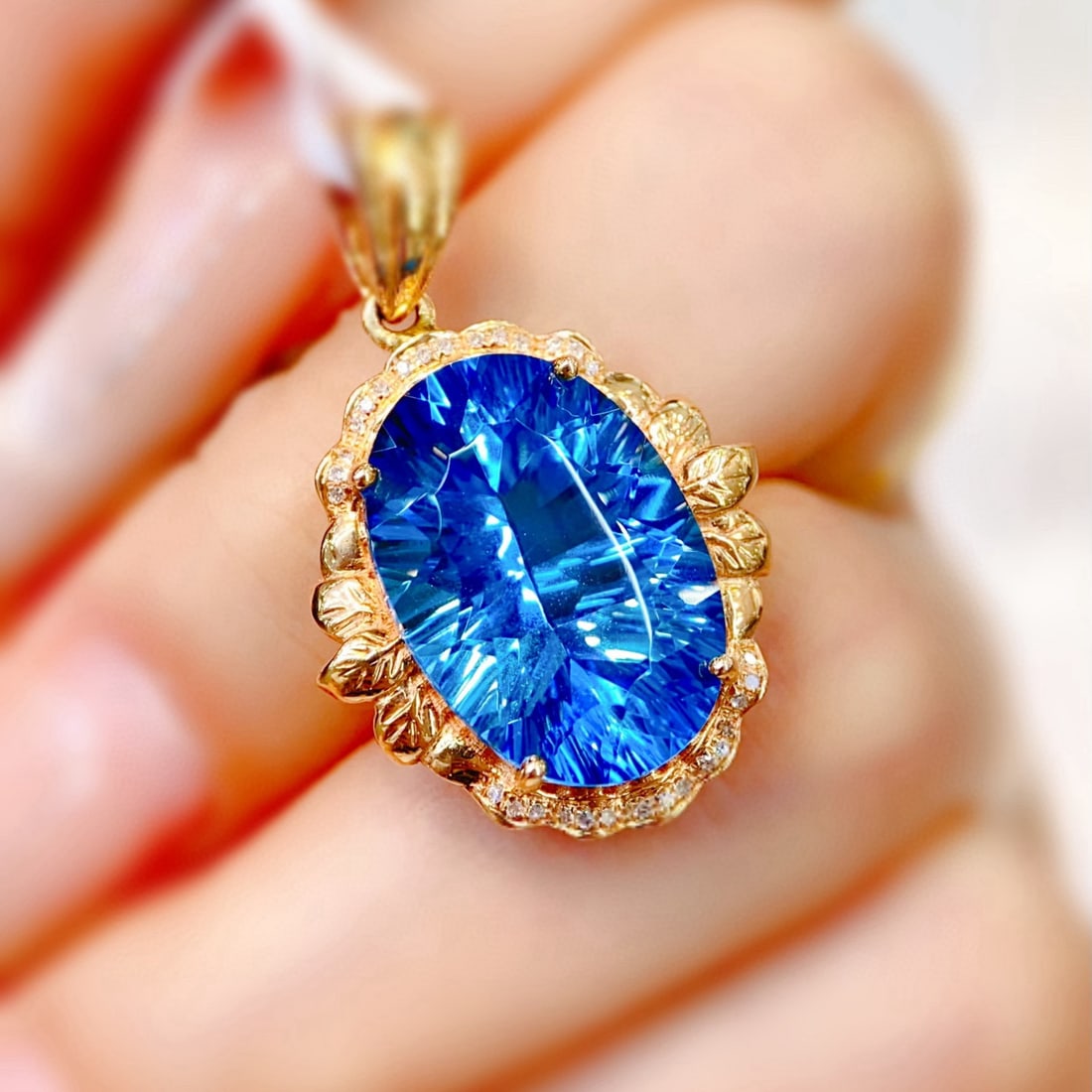 14k Gold 13.95 Ct Natural Topaz & Diamond Pendant( Without Chain ) - 2