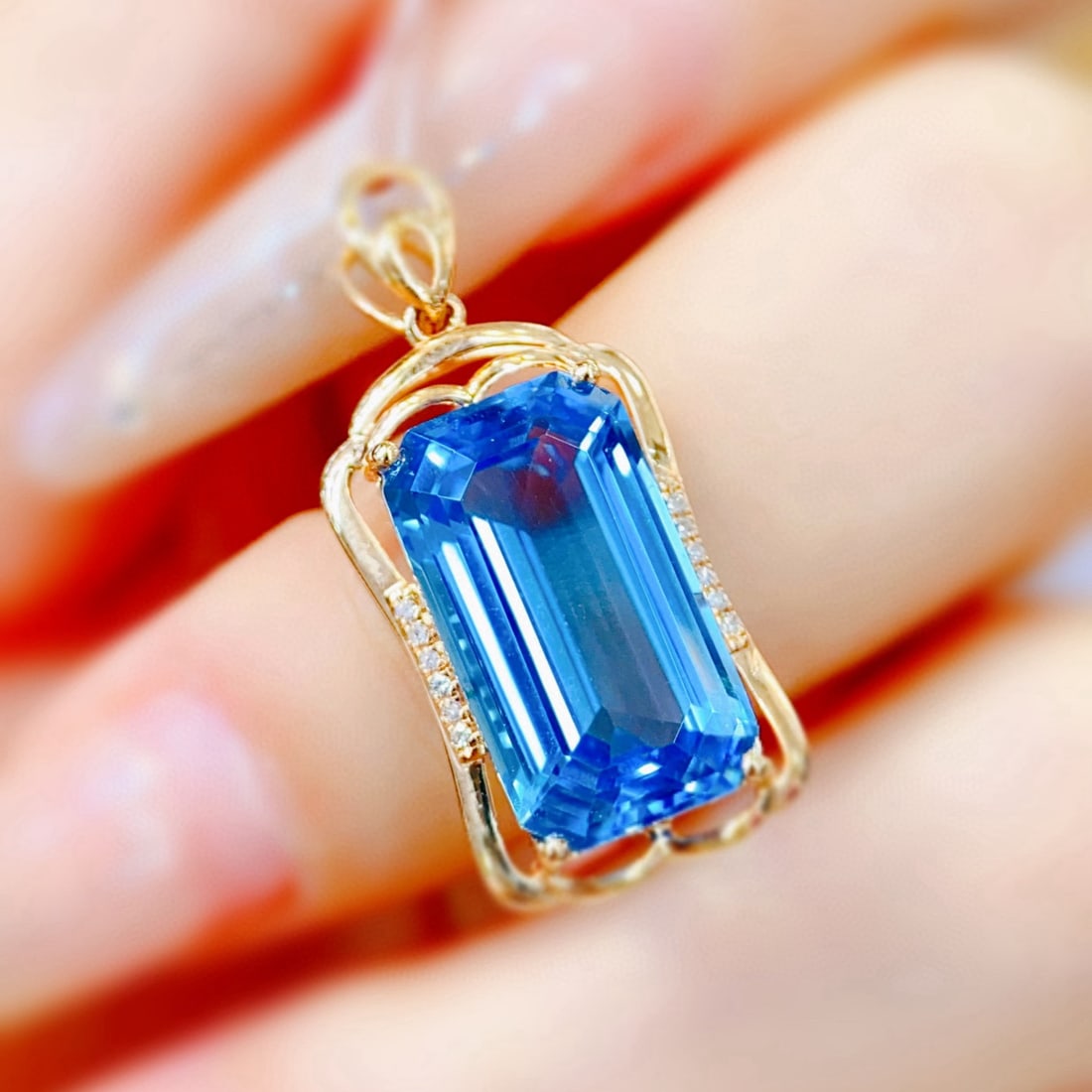 14k Gold 20.6 Ct Natural Topaz & Diamond Pendant( Without Chain ) - 9
