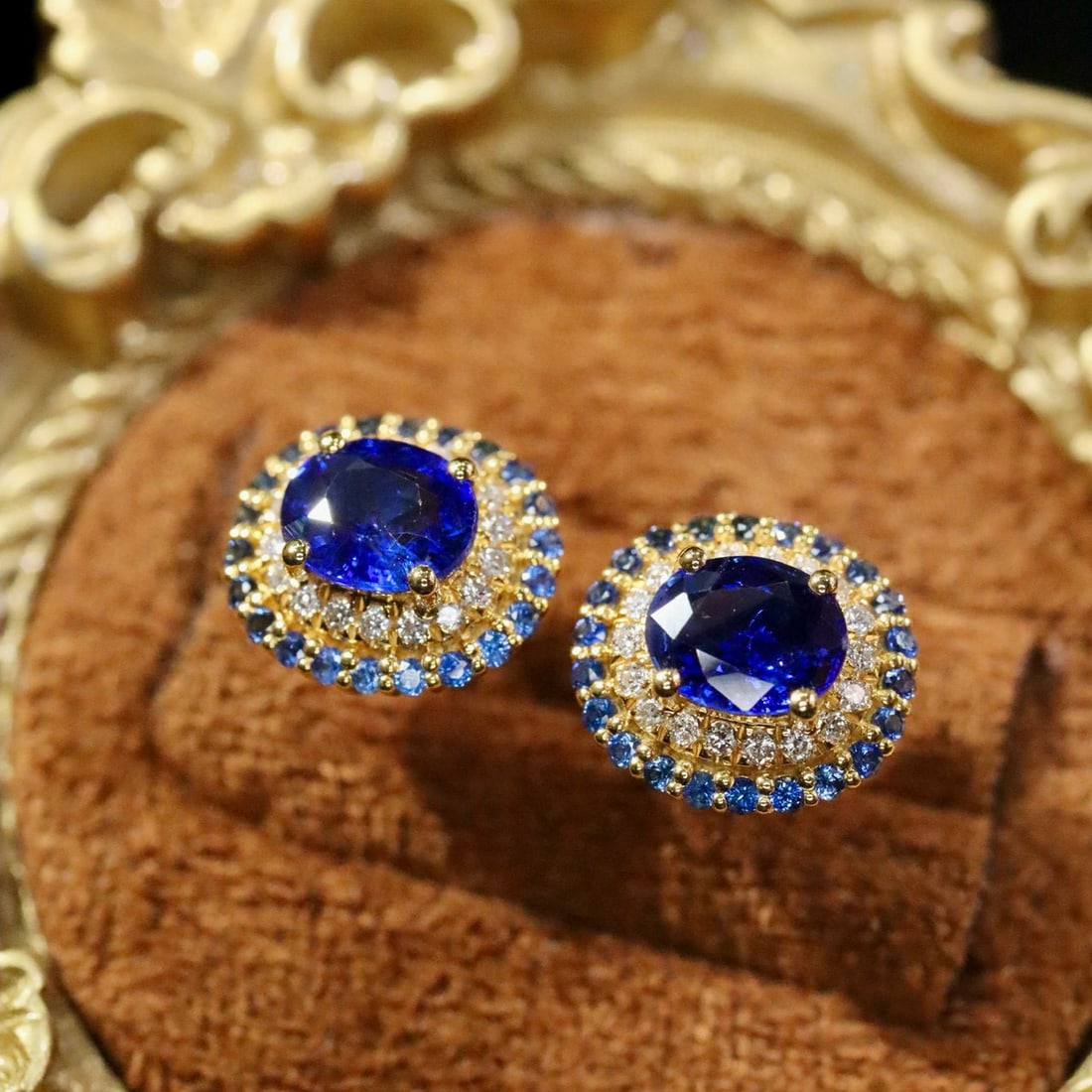 14k Gold 1.11 Ctw Vivid Blue Natural Sapphire & Diamond Earrings - 3