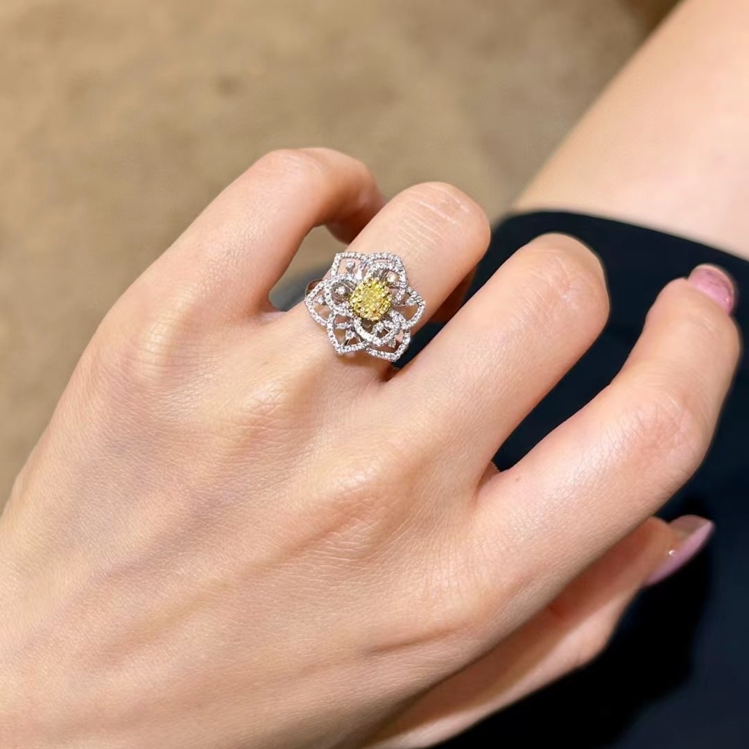 14k Gold 0.82 Ctw Natural Yellow Diamond & Diamond Ring - 5