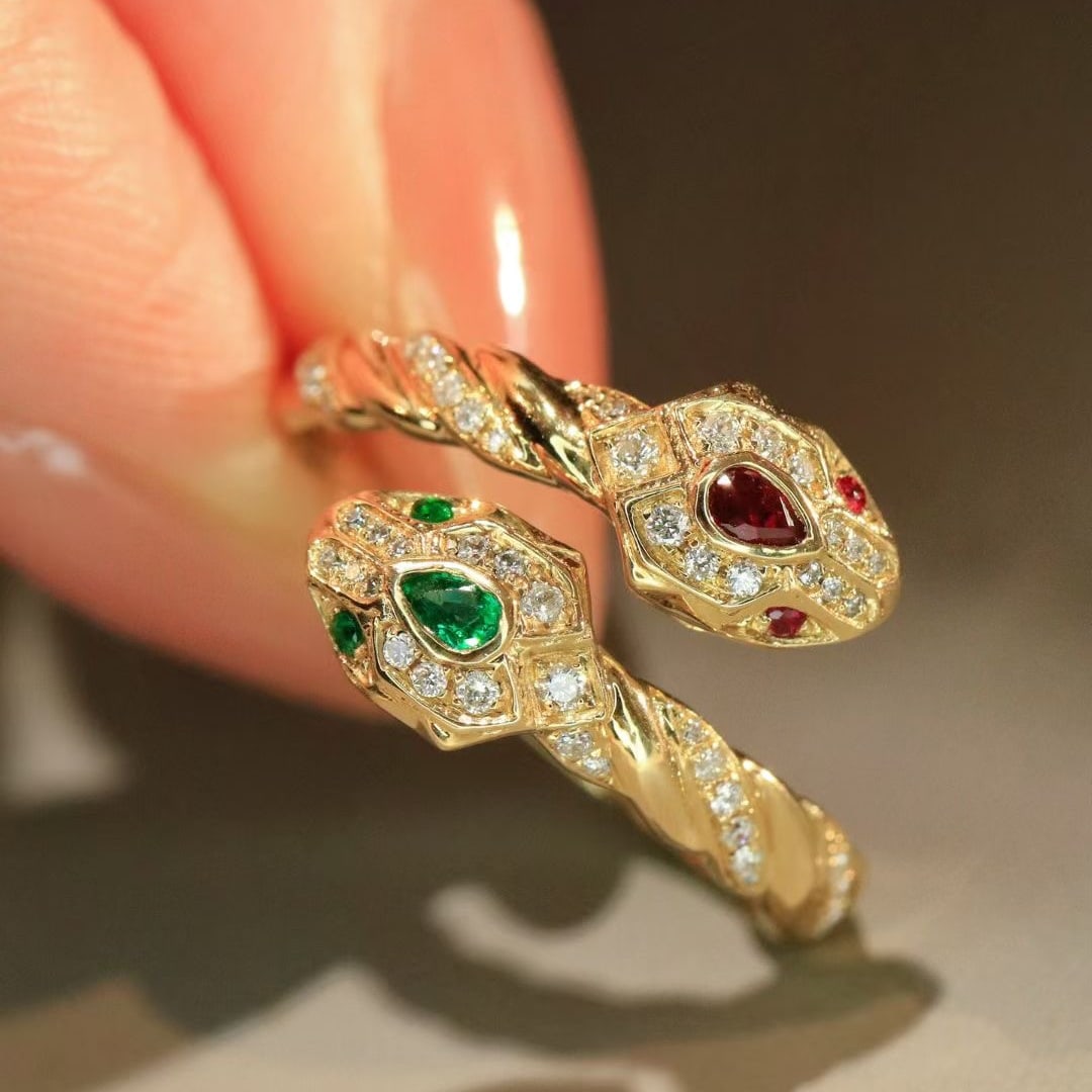14k Gold 0.4 Ctw Natural Emerald & Ruby & Diamond Ring: Ref:231046296 // gold content:14k gold // ring size:7. 25us // // main gemstone:emerald // shape:pear // carat weight:0. 2ct // color:green // treatment:natural // // adjacent gemstone 2 : ruby //