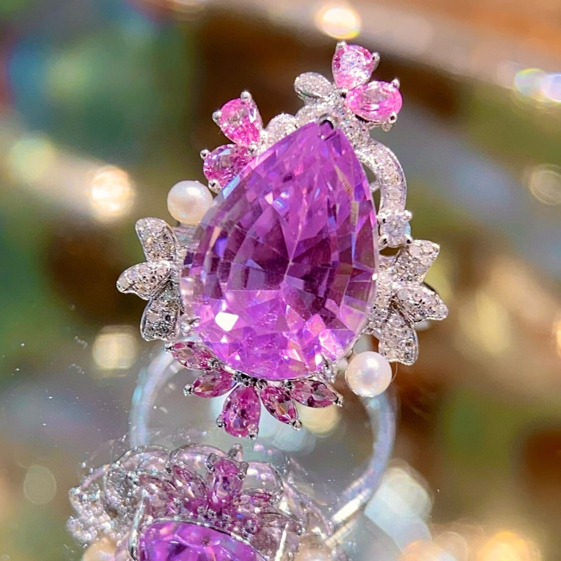 14k Gold 13.5 Ct Natural Kunzite & Diamond Ring - 4