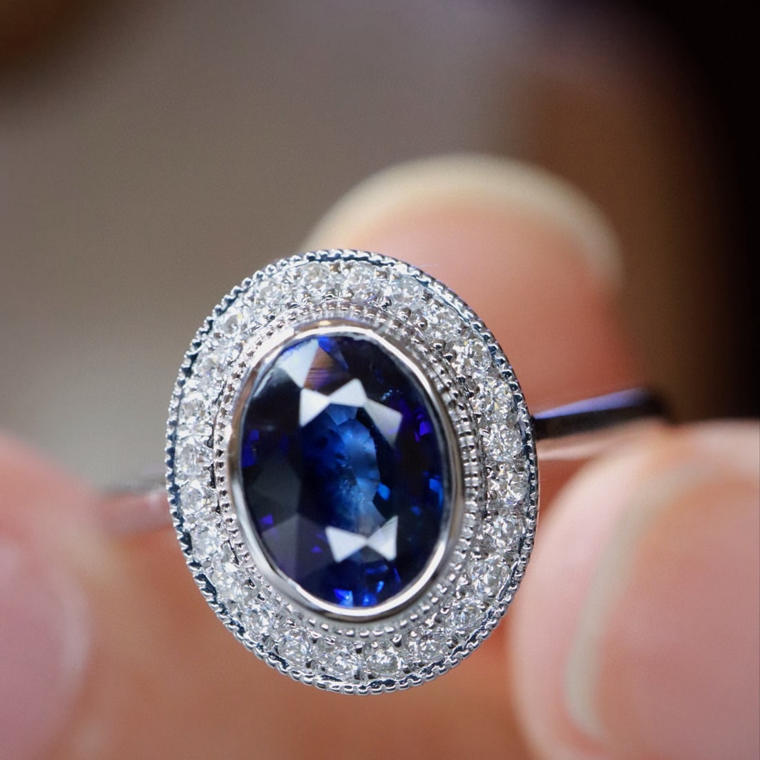 14k Gold 1.04 Ctw Natural Sapphire & Diamond Ring: Ref:231046322 // gold content:14k gold // ring size:7. 25us // // main gemstone:sapphire // shape:oval // carat weight:0. 92ct // color:royal blue // treatment:natural // // adjacent gemstone 2 :