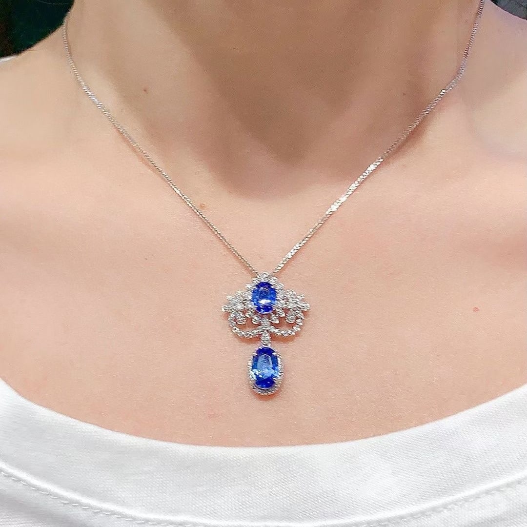 14k Gold 3.5 Ct Natural Sapphire & Diamond Pendant( Without Chain ) - 3