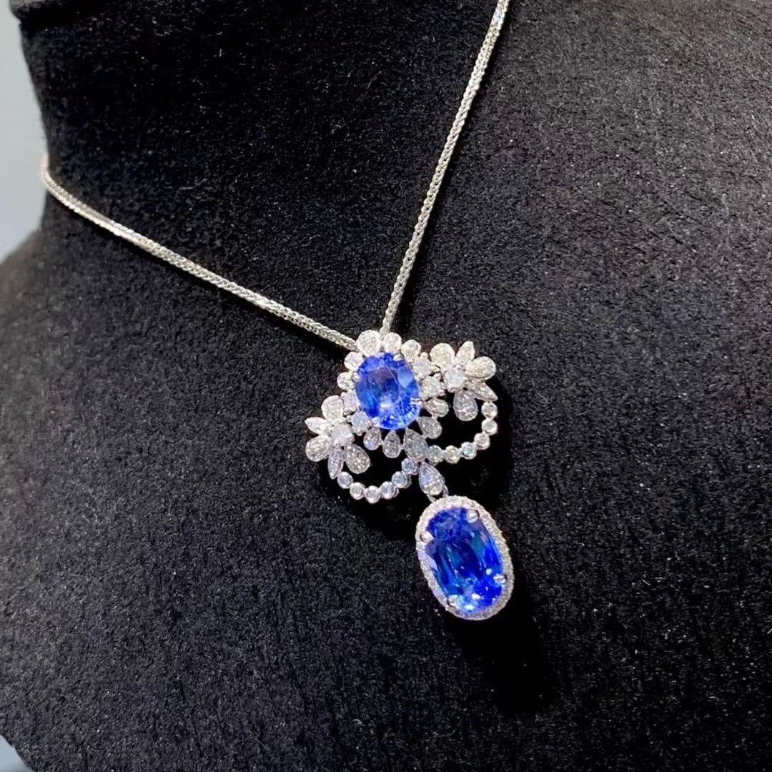 14k Gold 3.5 Ct Natural Sapphire & Diamond Pendant( Without Chain ) - 4