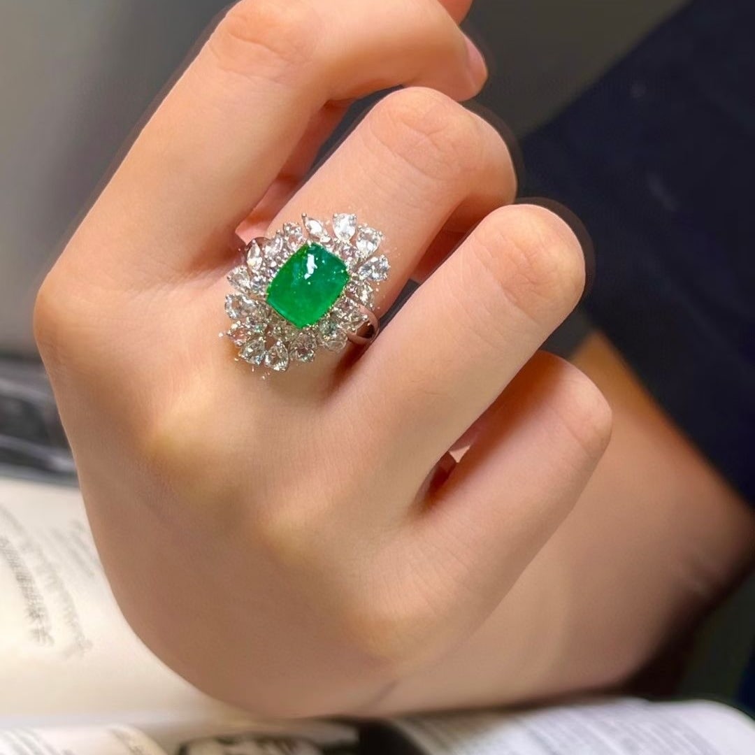 14k Gold 4.70 Ctw Natural Emerald & Sapphire Ring - 5