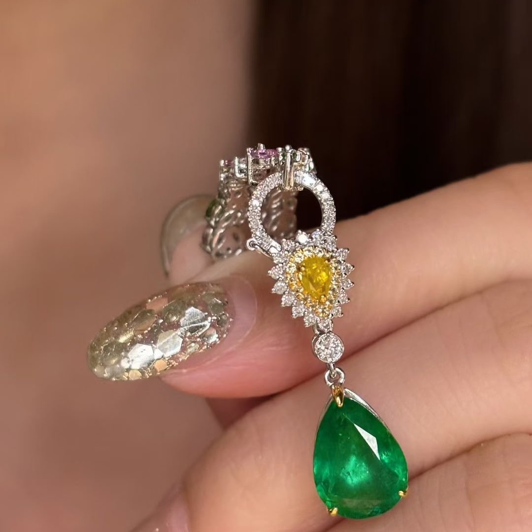 14k Gold 2.15 Ct Natural Emerald & Diamond Pendant( Without Chain ) - 4