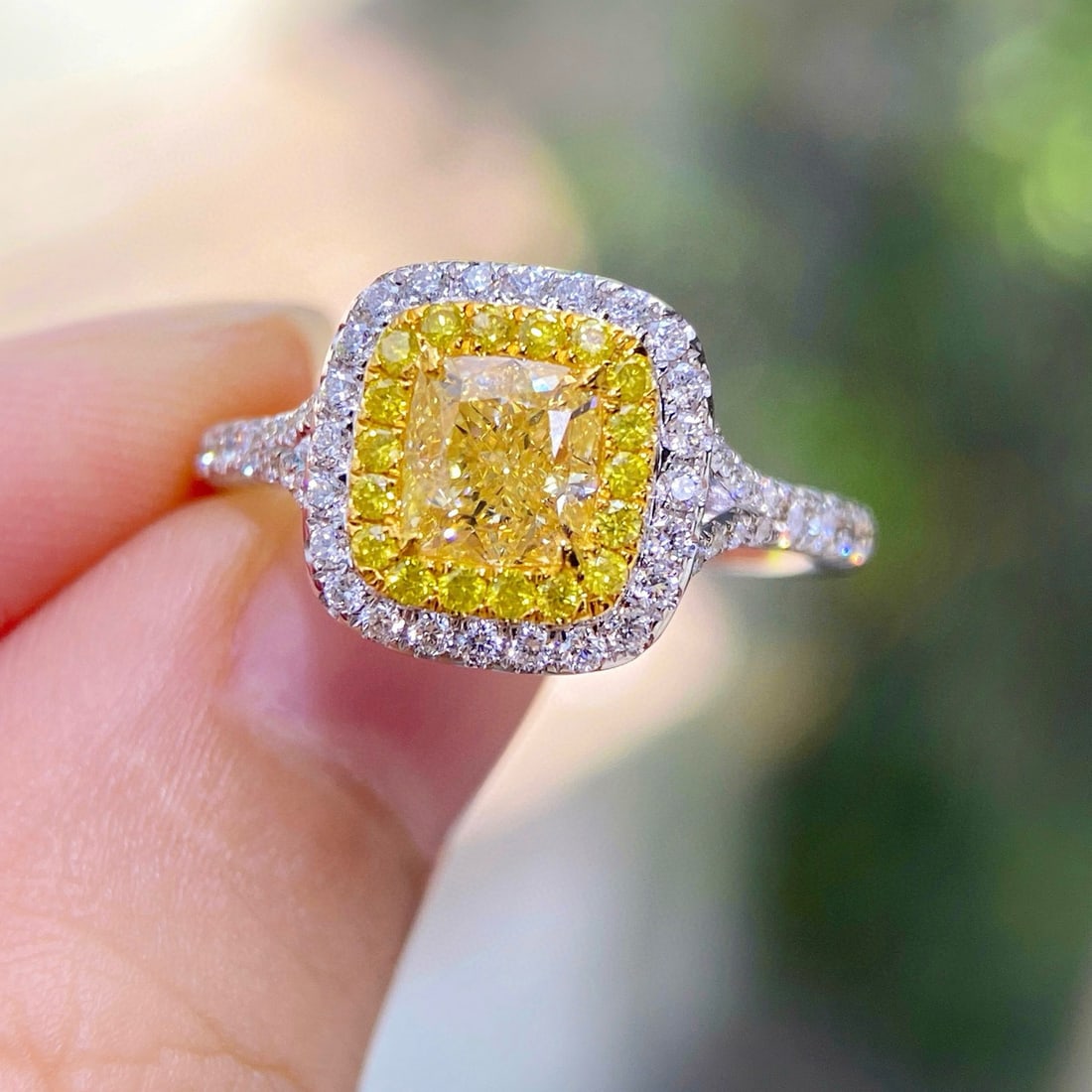 14k Gold 1.51 Ctw Natural Yellow Diamond & Diamond Ring - 2