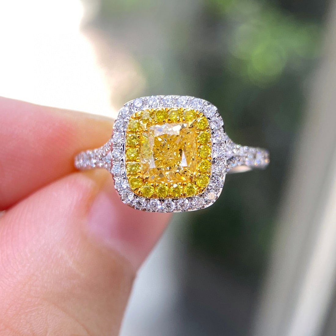 14k Gold 1.51 Ctw Natural Yellow Diamond & Diamond Ring - 3
